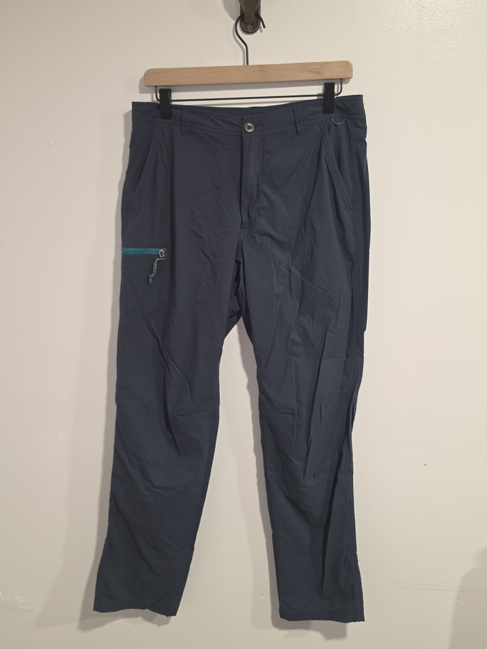 REI Men's Cargo Pants in Navy with Teal Accent